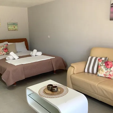 Sunny Iraklitsa Apartament *