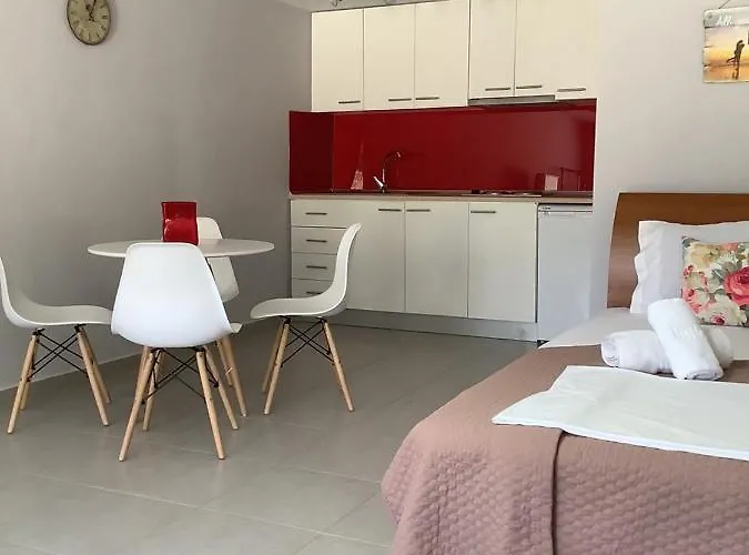 Sunny Iraklitsa Nea Iraklitsa